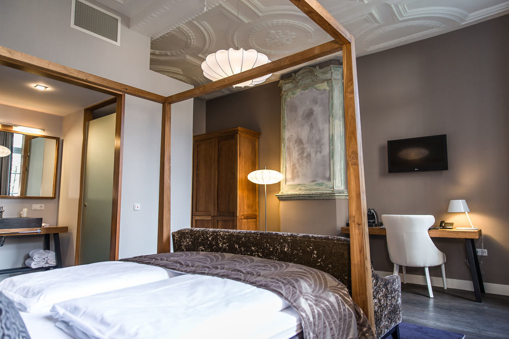 MERICI Hotel Sittard Esterno foto